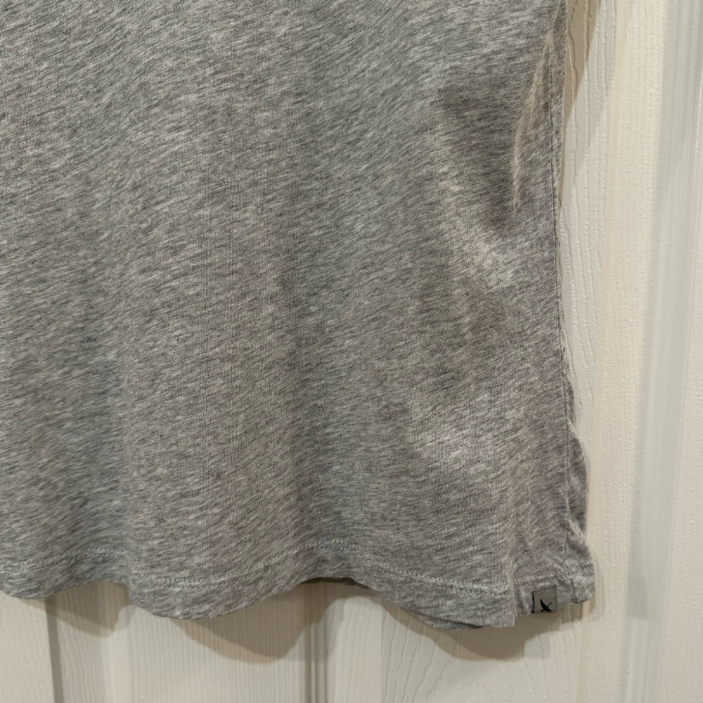 Women's Eddie Bauer Essential Slub Short-Sleeve Scoop-Neck T-Shirt - Picture 8 of 10